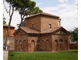 Mausoleum der Galla Placidia CC BY-SA 4.0 Petar Milosevic@wikimedia.commons 